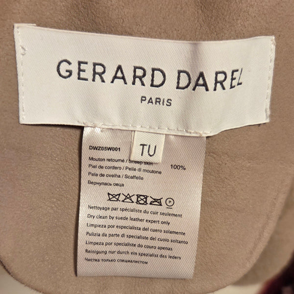 Gerard Darel Cape
