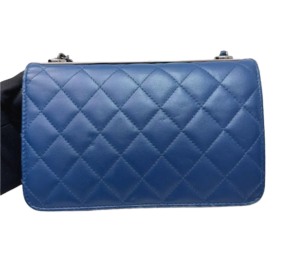 Chanel CC Wallet on Chain