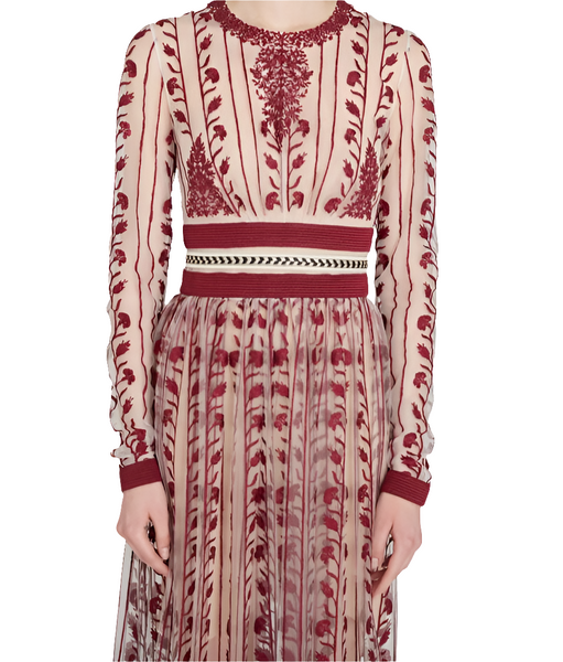 Giambattista Valli
Paisley embroidered dress