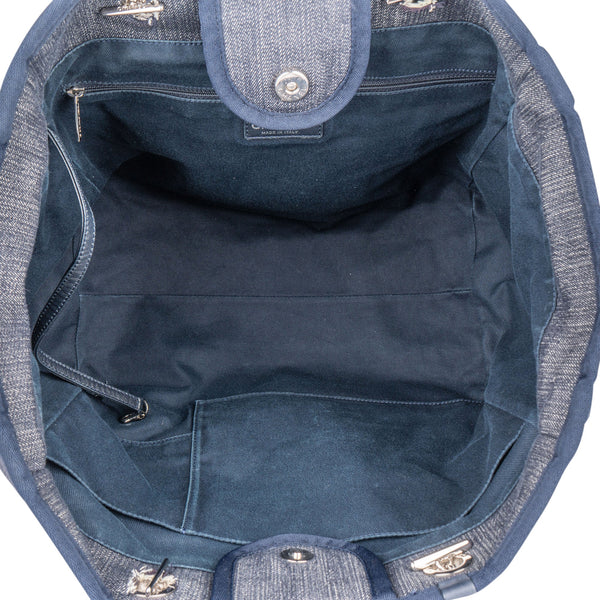 Chanel Deauville bag